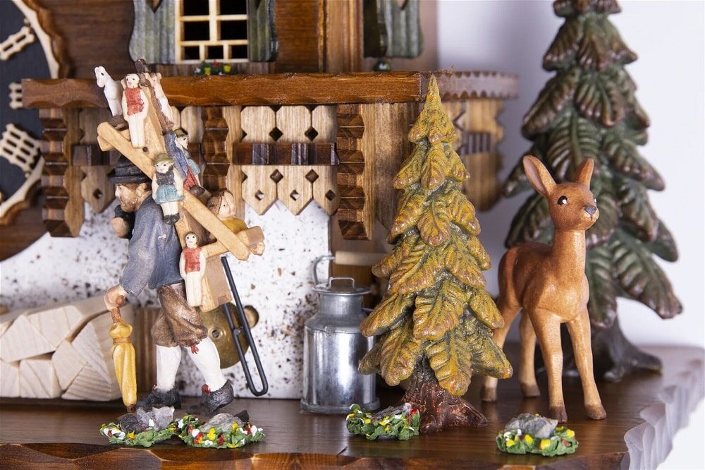 Toy Pedlar Musical Cuckoo Clock 86732T - Image 3