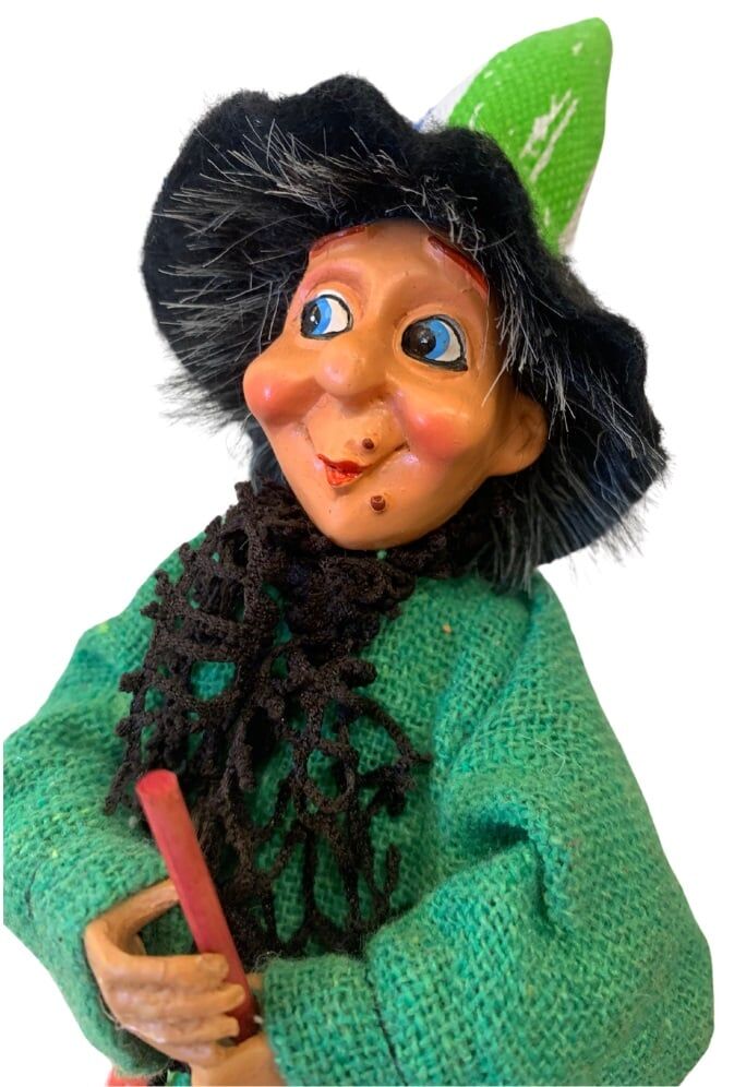 Good Fortune Standing Witch - 0152970 - Image 2