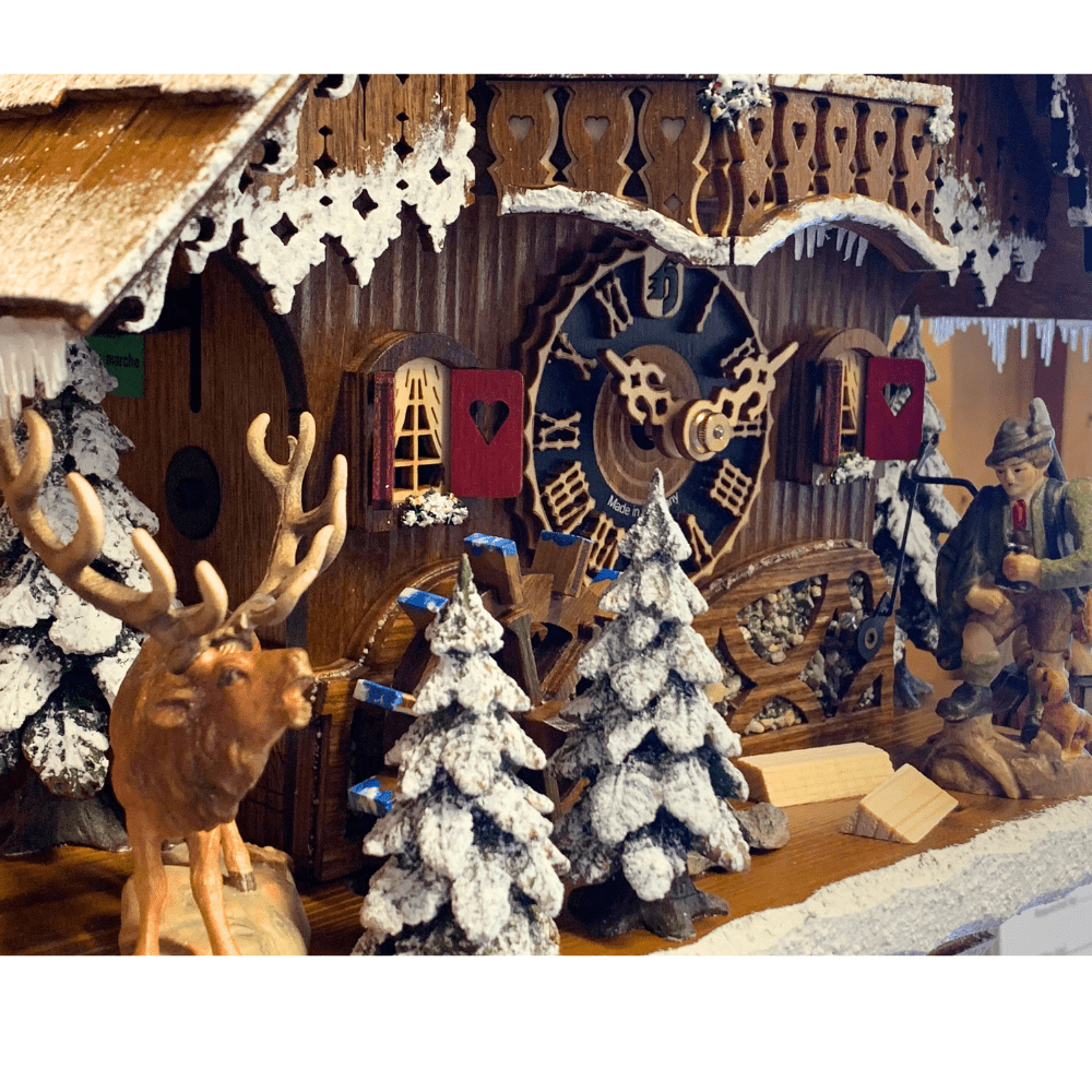 Hönes 6209TWI Black Forest Winter Chalet Cuckoo Clock - Image 3