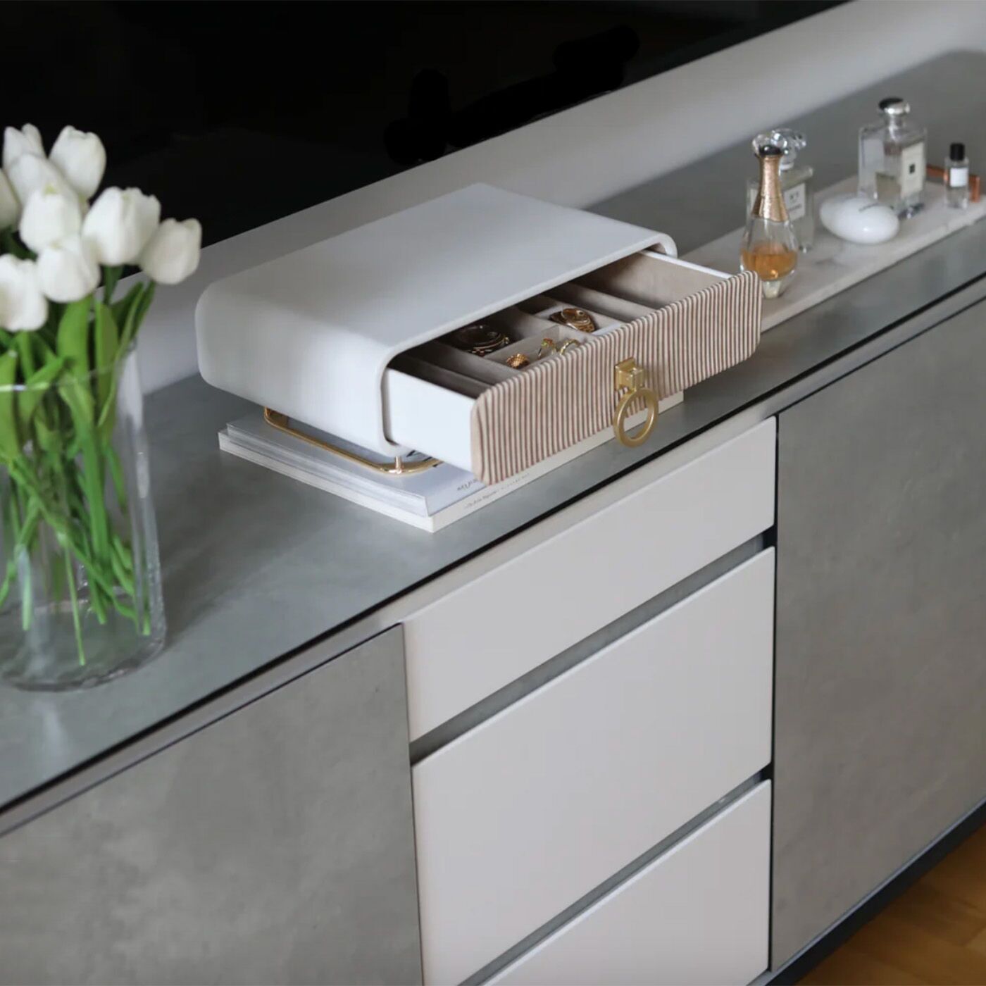 CAMILLE White Jewellery Box - Image 3